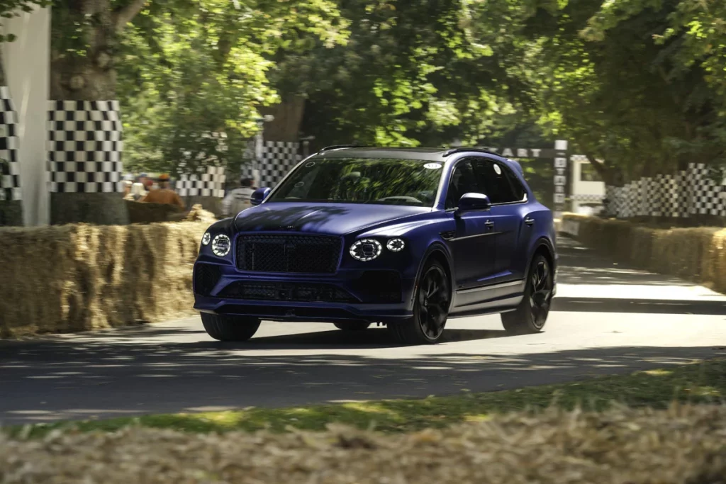 Bentley Bentayga Speed SUV Hillclimb record 1 4 Motor16