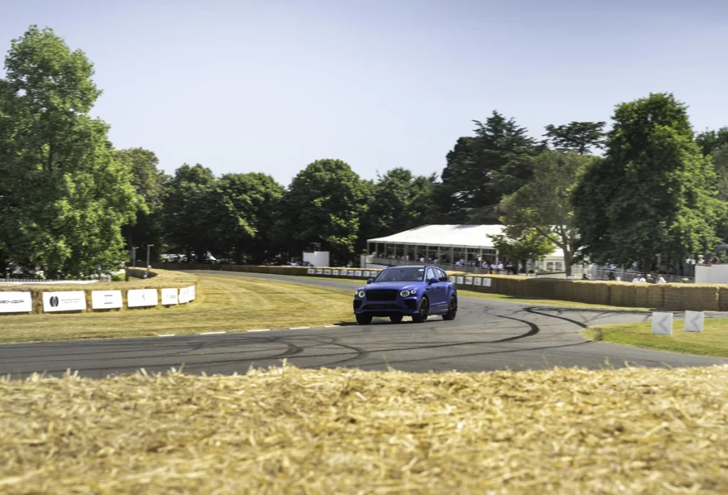 Bentley Bentayga Speed SUV Hillclimb record 1 5 Motor16