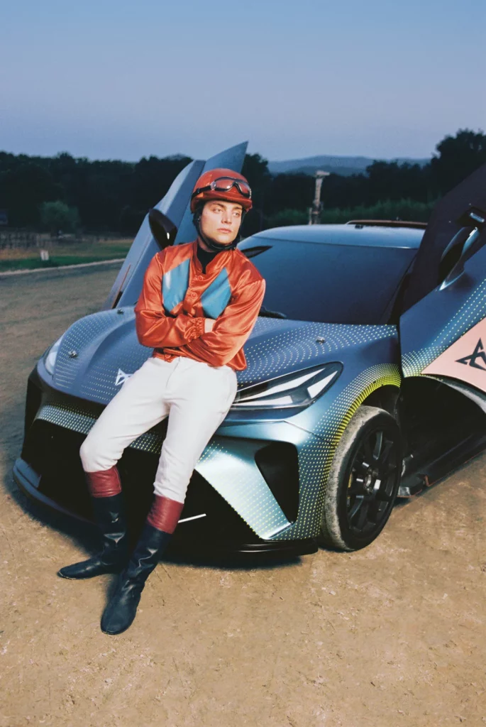 La curiosa campaña de Cupra que busca cambiar el significado del término "racing" 3 Motor16 CUPRA Redefining Racing3 Motor16