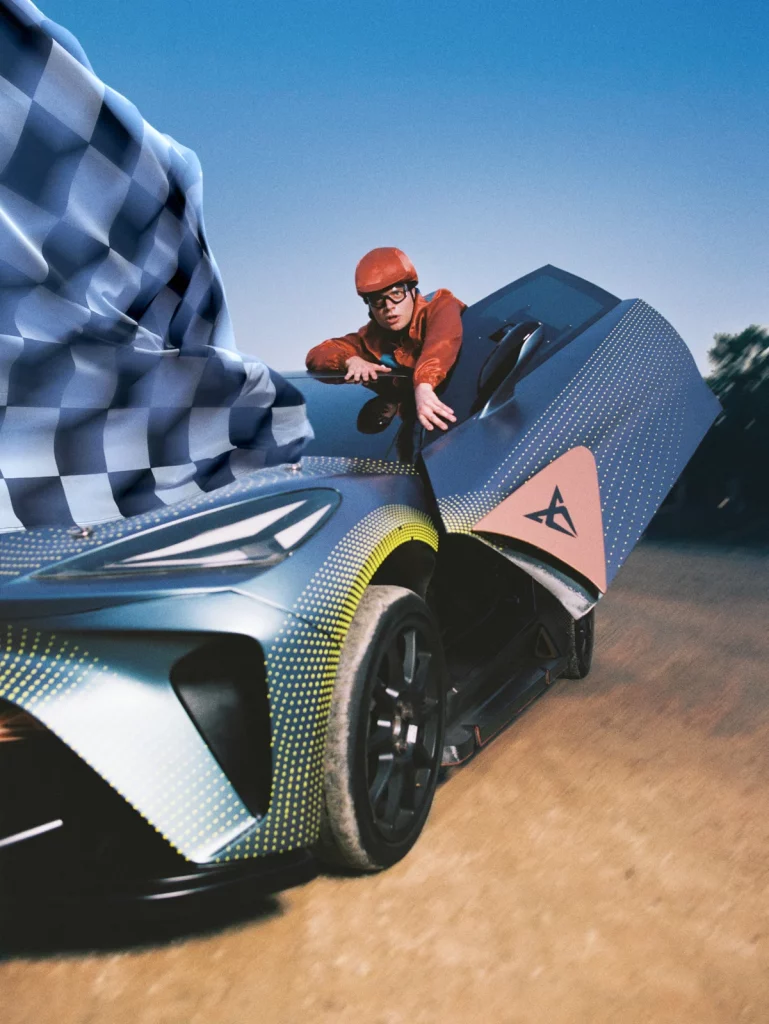 La curiosa campaña de Cupra que busca cambiar el significado del término "racing" 5 Motor16 CUPRA Redefining Racing4 Motor16