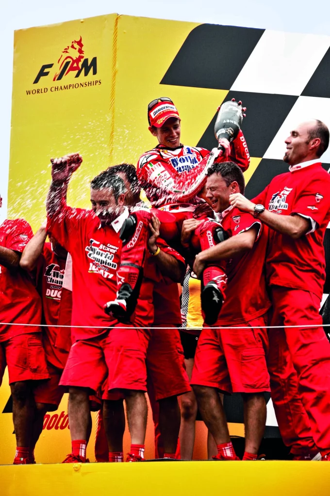 A un año de su centenario, Ducati repasa su historia en Instagram 14 Motor16 Casey Stoner podium 2007 UC822221 High Motor16