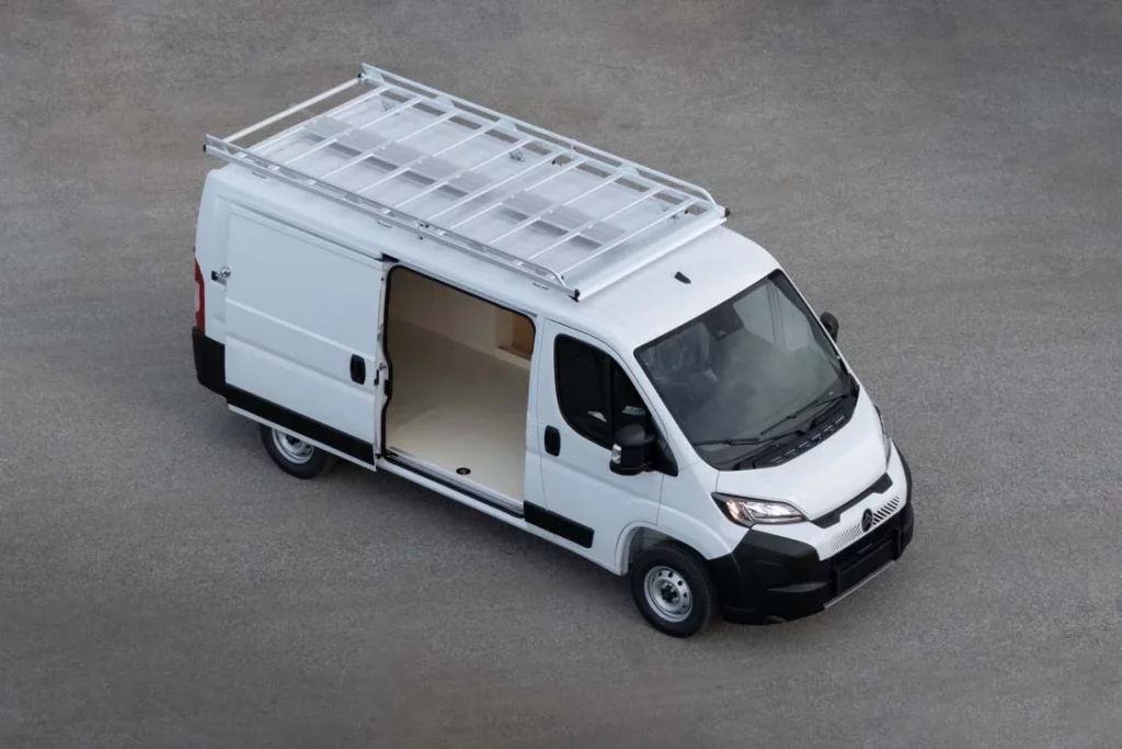 Stellantis Pro One da un nuevo impulso a su gama Van y Camper 15 Motor16 Citroen Jumper1 4 Motor16