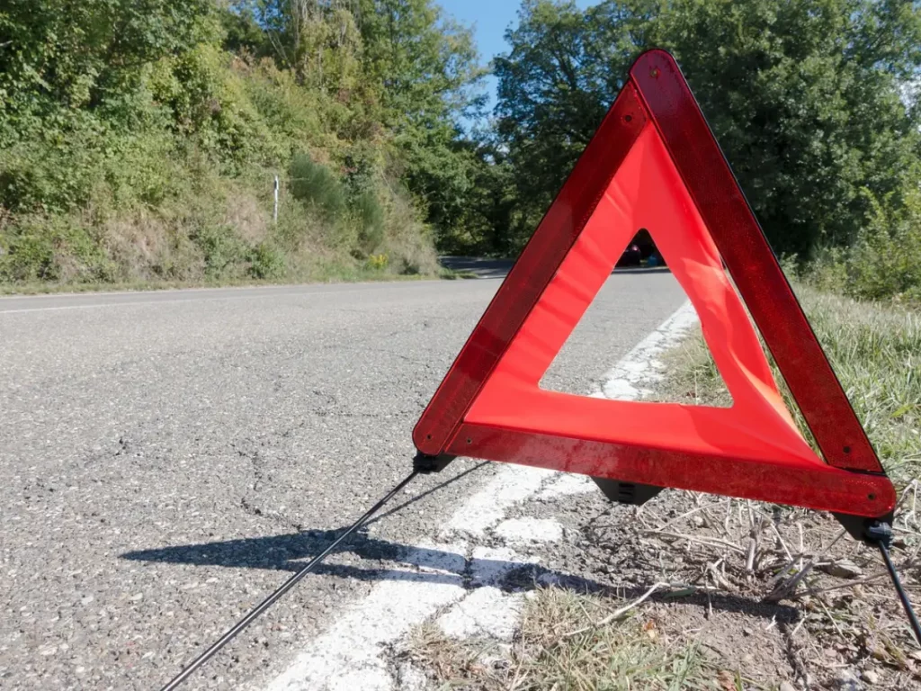 Esta peligrosa avería afecta a millones de coches que circulan por las carreteras: Comprueba si el tuyo está en la lista 1 Motor16 Coche averiado