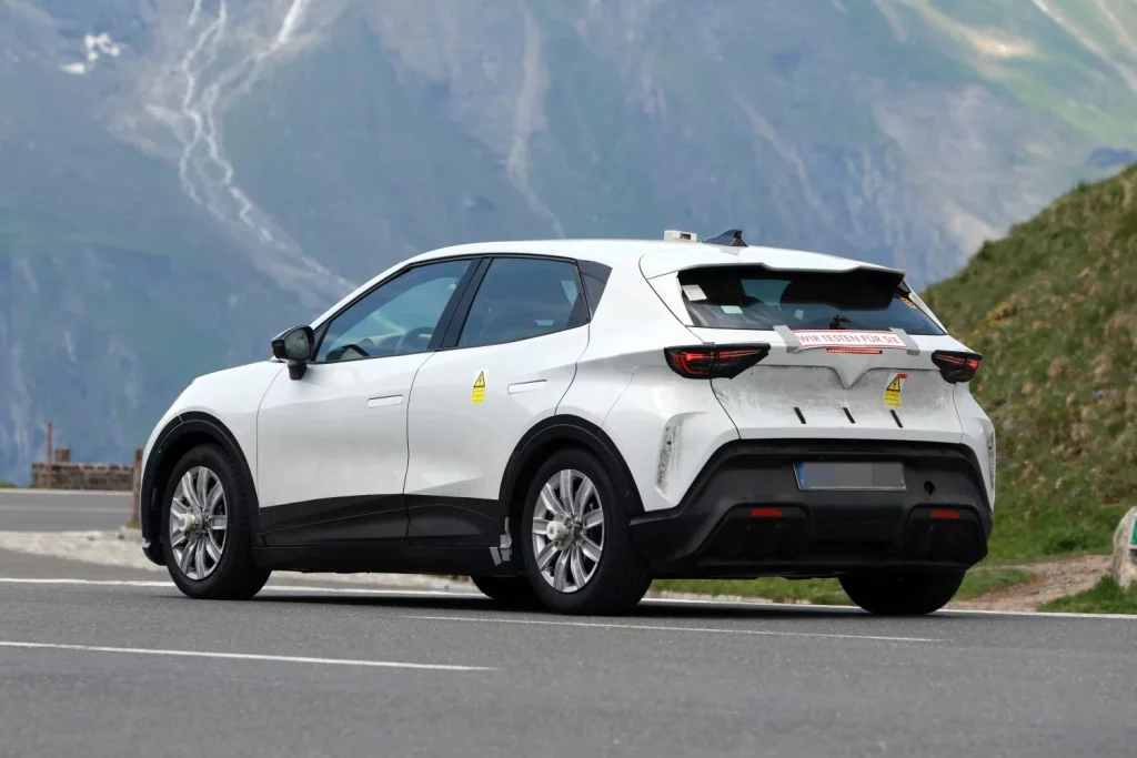 Cuenta atrás para el Cupra Raval, que podría estar listo este mismo año 18 Motor16 Cupra Raval 16 Motor16