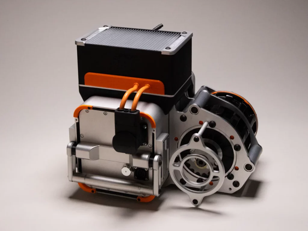 No sé nada de mecánica, pero he convertido mi moto de gasolina en eléctrica en el garaje de mi casa por 1.800 euros 1 Motor16 kit moto eléctrica death to gas