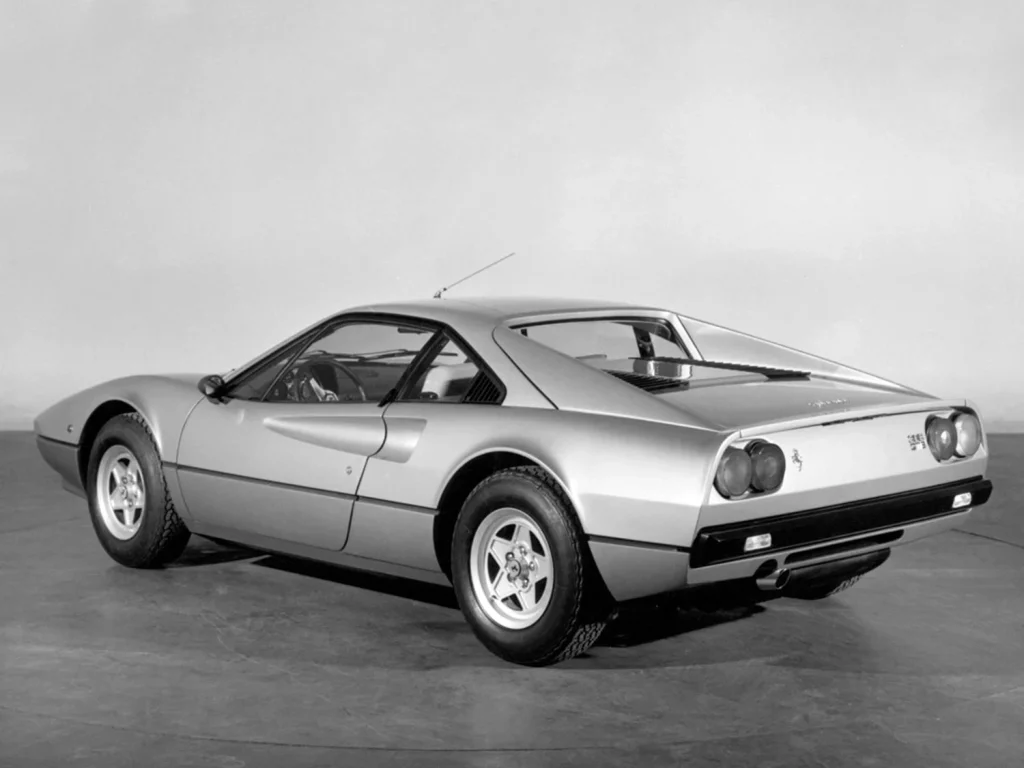 Ferrari 308 GTB, 50 años del coche que cambió al Cavallino 10 Motor16 FERRARI 308 GTB 50 ANIVERSARIO 5 Motor16