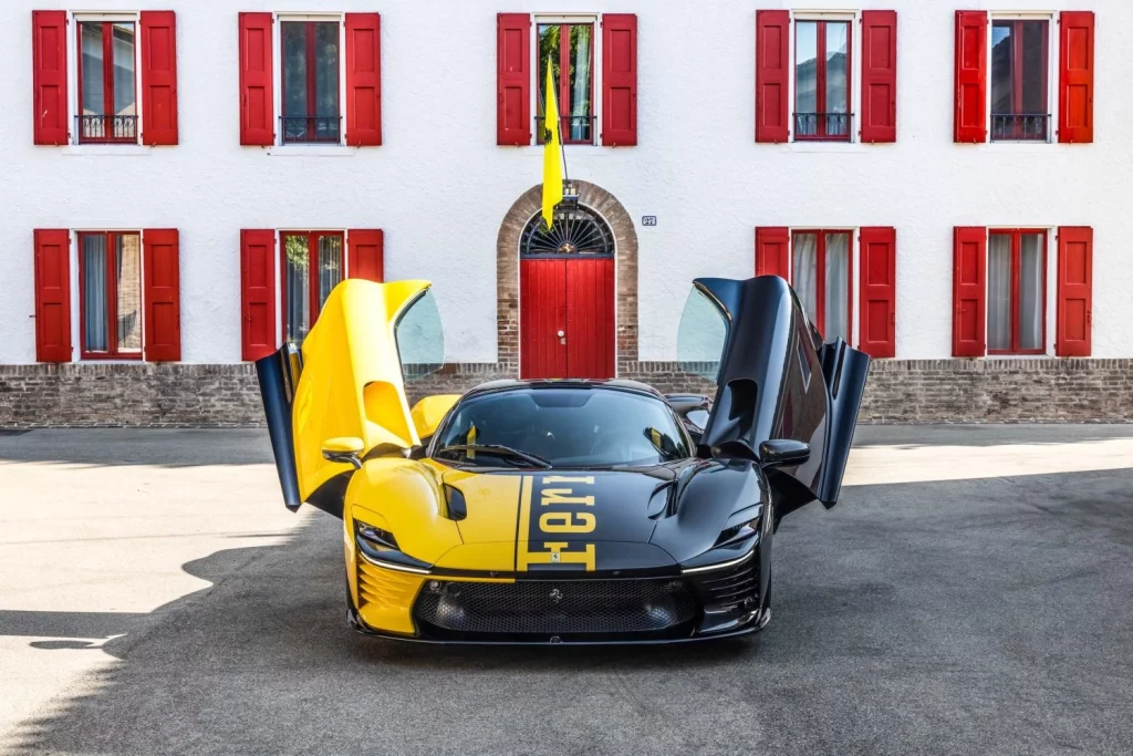 Este Ferrari Daytona SP3 es una joya única para una subasta benéfica 5 Motor16 Este Ferrari Daytona SP3 es una joya única para una subasta benéfica