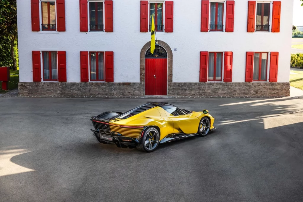 Este Ferrari Daytona SP3 es una joya única para una subasta benéfica 4 Motor16 Este Ferrari Daytona SP3 es una joya única para una subasta benéfica