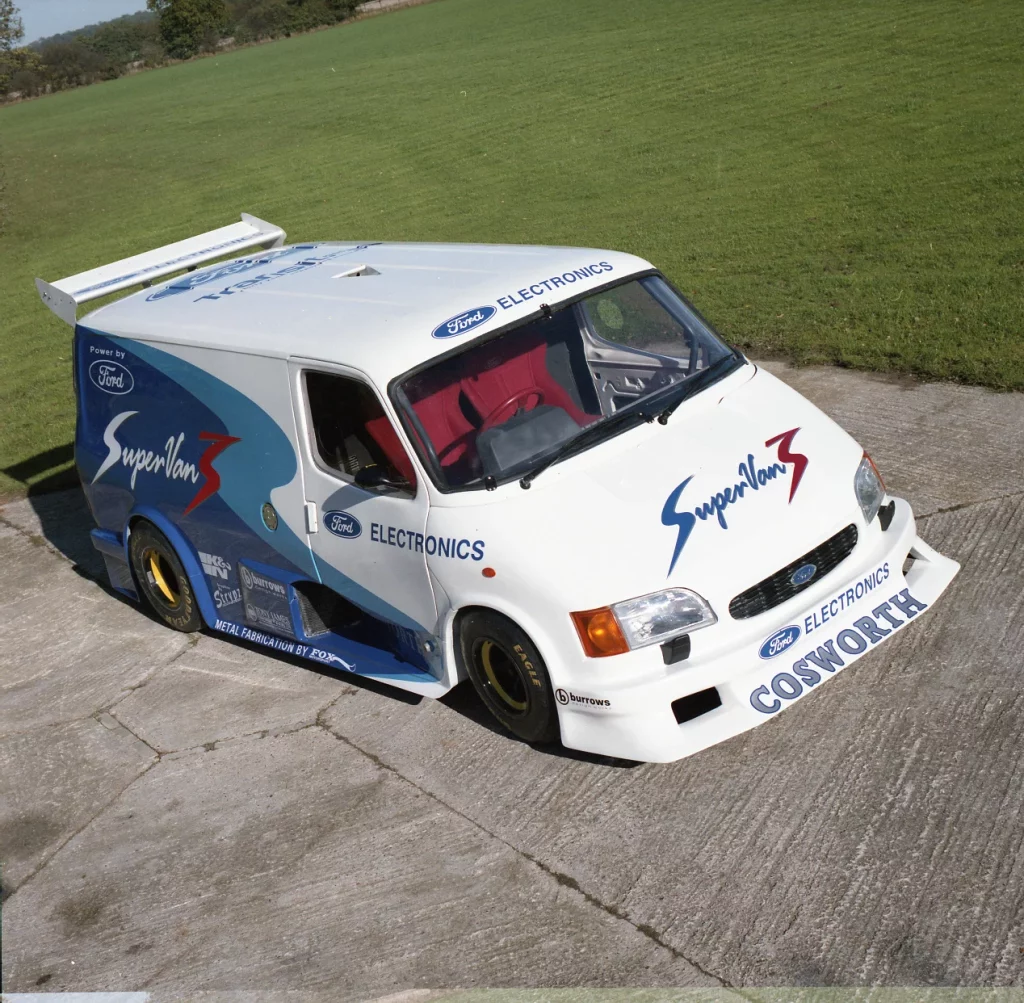 La Ford Transit celebra 60 años de historias extraordinarias