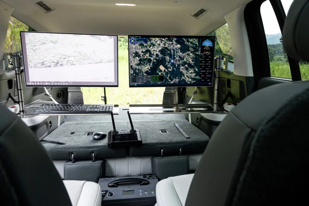 IONIQ 9 seed ball drone station cabina1 Motor16