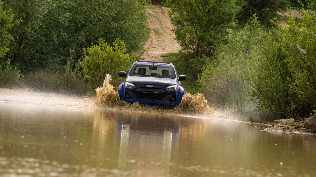 El Isuzu D-Max Arctic Trucks AT35 2025 ya está disponible 7 Motor16 El Isuzu D-Max Arctic Trucks AT35 2025 ya está disponible