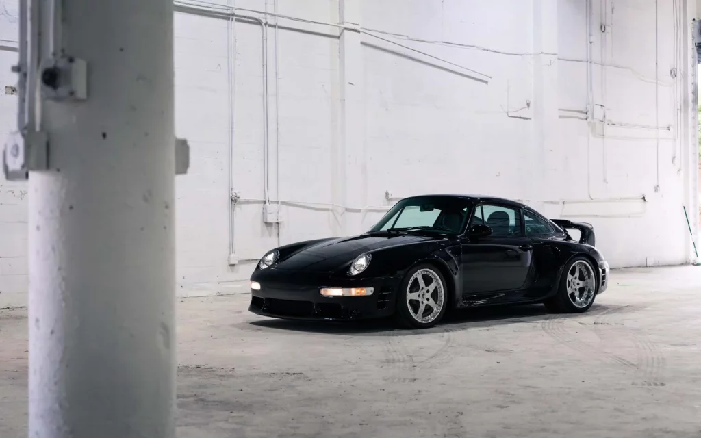 Un RUF CTR 2 Sport y varios Porsche 911, a la venta en Monterrey 1 Motor16 Un RUF CTR 2 Sport y varios Porsche 911, a la venta en Monterrey