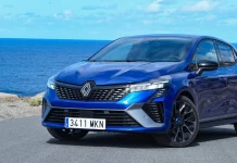 El mercado del automóvil marca el mejor registro del año y los electrificados ya suponen una de cada cinco ventas