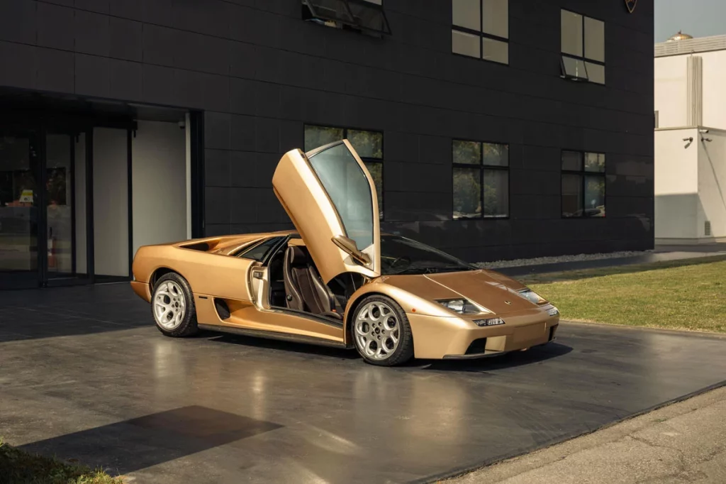 Lamborghini celebra diez años del Polo Storico, el guardián de su legado 1 Motor16 LAMBORGHINI POLO STORICO 12 Motor16