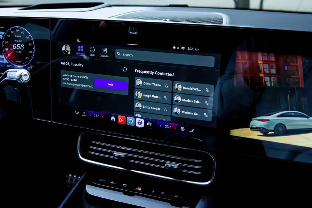 Mercedes-Benz convierte el coche en una oficina gracias a Microsoft 3 Motor16 MERCEDES MICROSOFT 1 Motor16