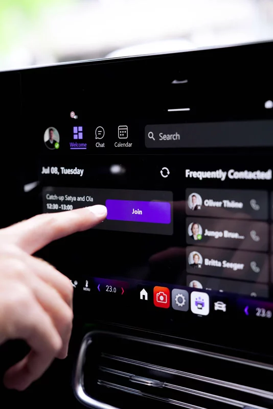 Mercedes-Benz convierte el coche en una oficina gracias a Microsoft 1 Motor16 MERCEDES MICROSOFT 2 Motor16