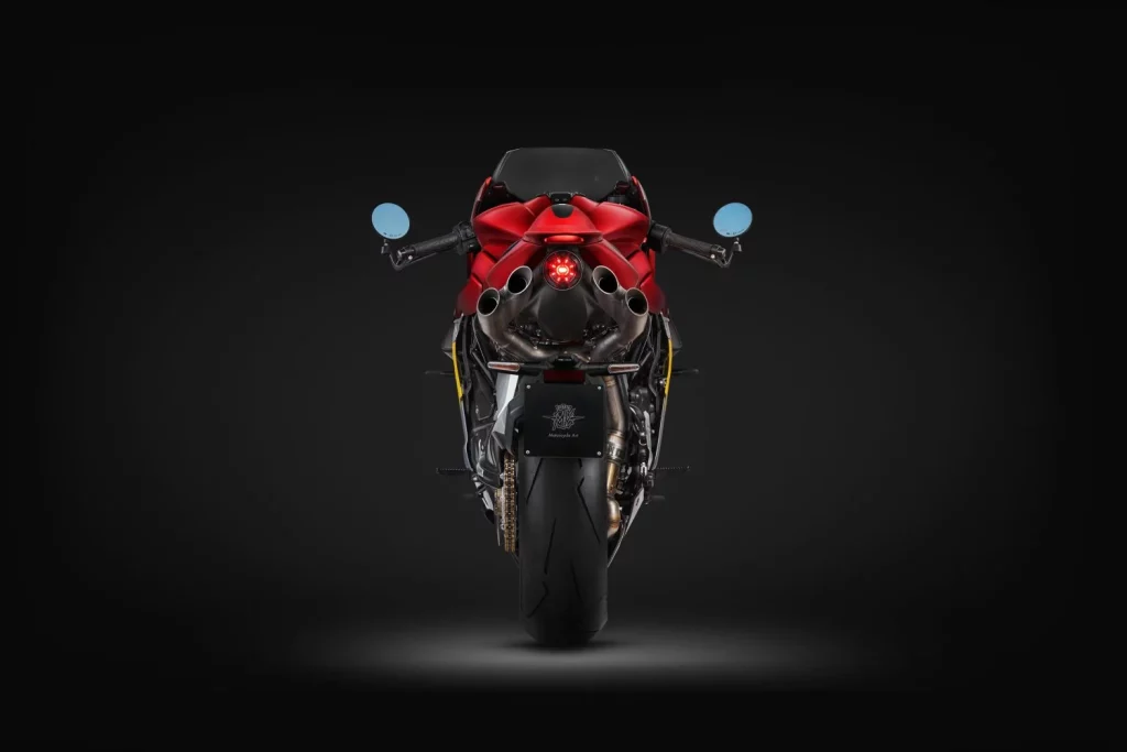 MV Agusta Superveloce 1000 Ago: El homenaje a una leyenda 9 Motor16 MV Agusta Superveloce 1000 Ago 26 Motor16