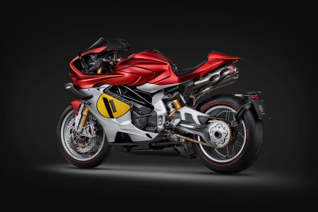 MV Agusta Superveloce 1000 Ago: El homenaje a una leyenda 6 Motor16 MV Agusta Superveloce 1000 Ago 27 Motor16