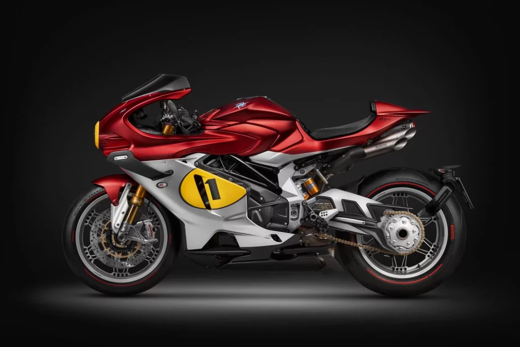 MV Agusta Superveloce 1000 Ago: El homenaje a una leyenda 7 Motor16 MV Agusta Superveloce 1000 Ago 28 Motor16