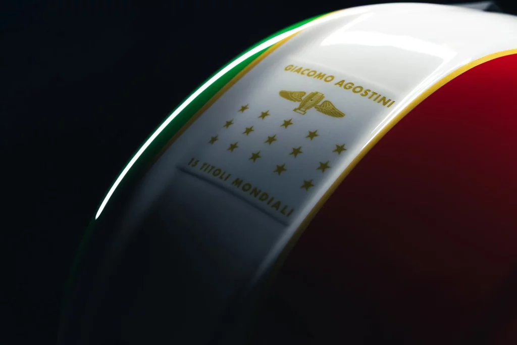 MV Agusta Superveloce 1000 Ago: El homenaje a una leyenda 4 Motor16 MV Agusta Superveloce 1000 Ago 3 Motor16
