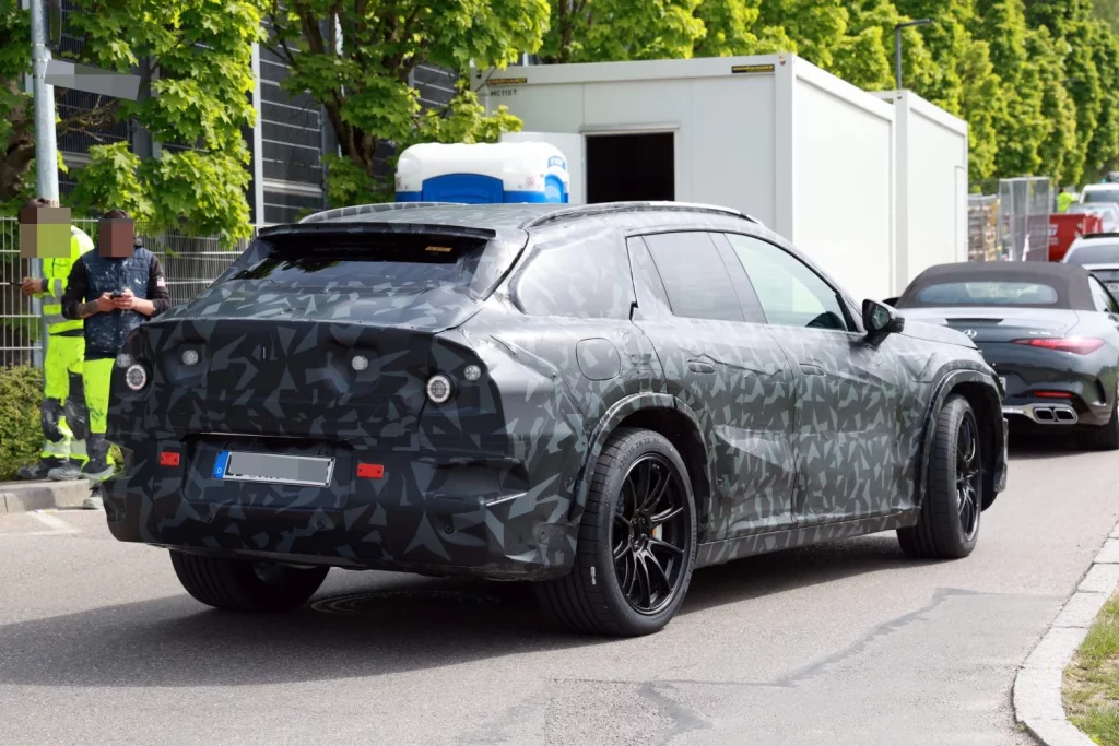 Nuevas fotos y detalles sobre el Mercedes-AMG SUV EV 2 Motor16 Mercedes AMG SUV 2027 11 Motor16