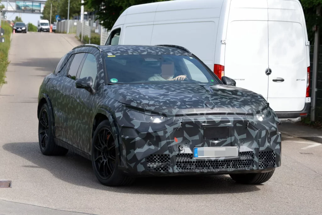 Nuevas fotos y detalles sobre el Mercedes-AMG SUV EV 6 Motor16 Mercedes AMG SUV 2027 4 Motor16