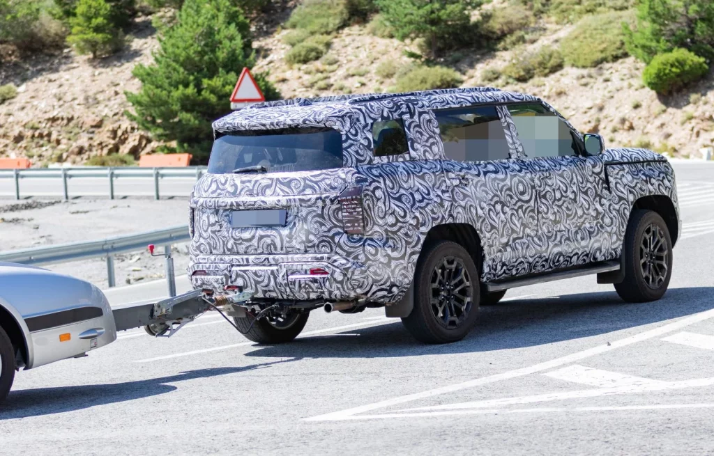 Fotos espía del Mitsubishi Montero 2026: ¿Regresa el mito? 14 Motor16 Mitsubishi Montero 12 Motor16