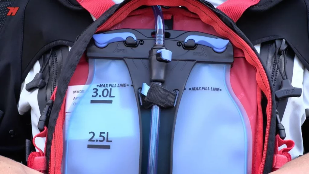Mochila hidratacion camelbak moto Motocard Motor16