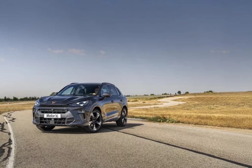Prueba del Cupra Terramar 1.5 eTSI: El SUV que cierra el círculo 15 Motor16 Motor16 Cupra Terramar ISL 22 Motor16