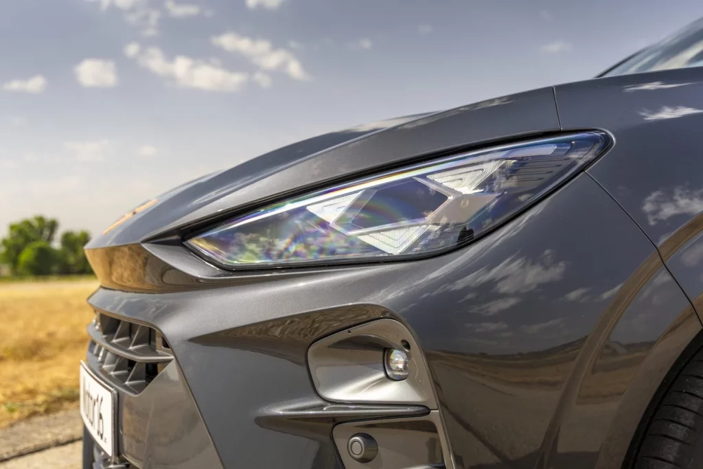 Prueba del Cupra Terramar 1.5 eTSI: El SUV que cierra el círculo 13 Motor16 Motor16 Cupra Terramar ISL 24 Motor16