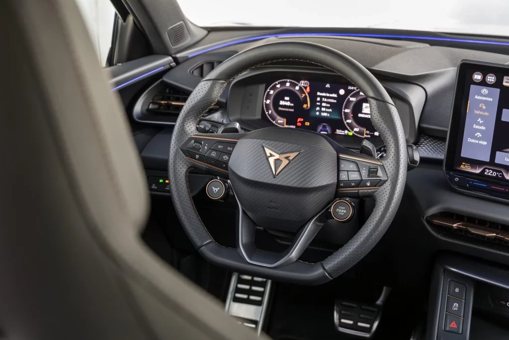 Prueba del Cupra Terramar 1.5 eTSI: El SUV que cierra el círculo 34 Motor16 Prueba del Cupra Terramar 1.5 eTSI: El SUV que cierra el círculo