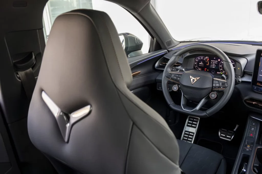 Prueba del Cupra Terramar 1.5 eTSI: El SUV que cierra el círculo 33 Motor16 Prueba del Cupra Terramar 1.5 eTSI: El SUV que cierra el círculo