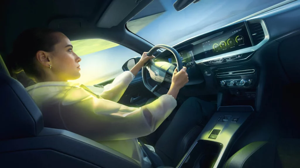 Nuevo Opel Mokka GSE: el espíritu de los rallys se electrifica 17 Motor16 Opel Mokka GSE 13 Motor16
