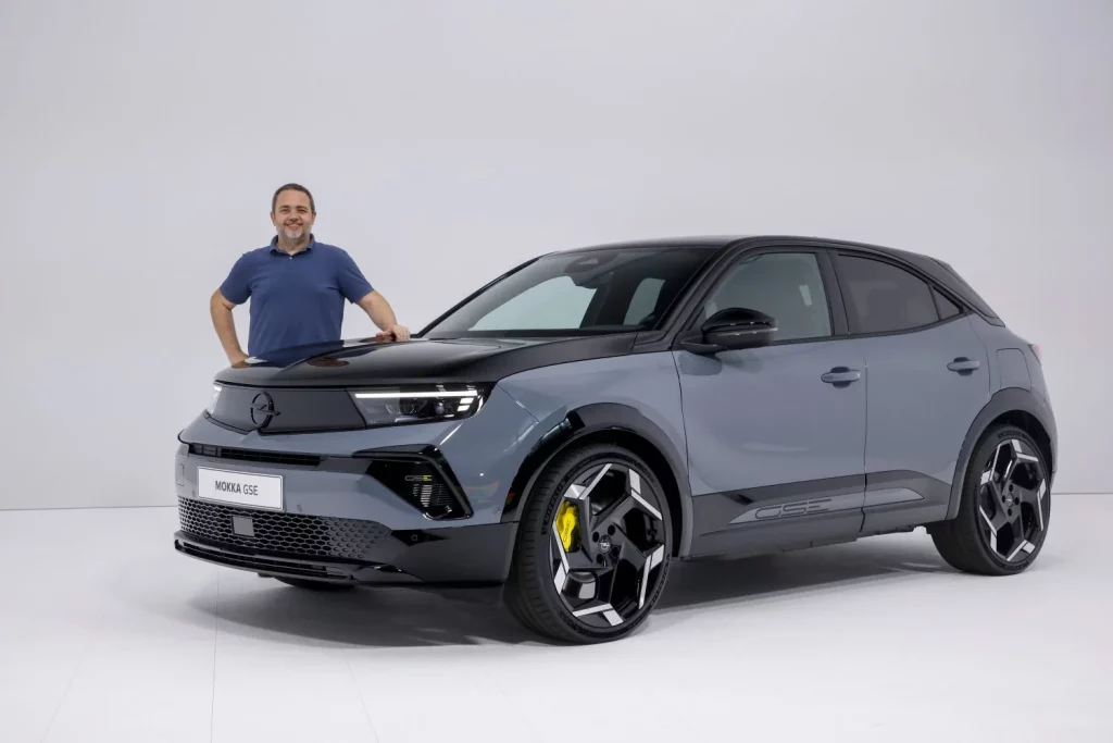 Primer contacto con el Opel Mokka GSE: Un eléctrico casi de carreras 1 Motor16 Opel Mokka GSE (27)