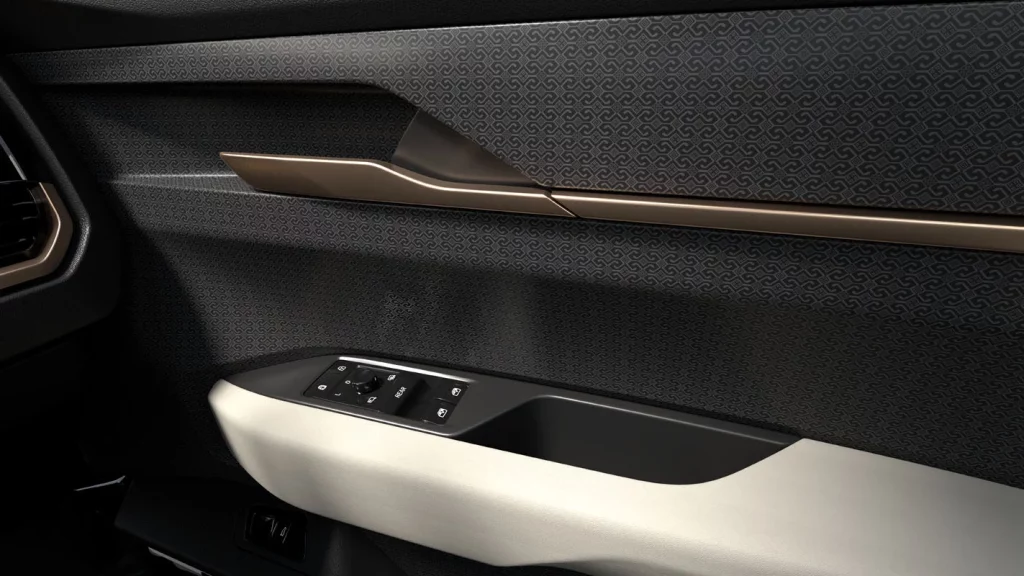 i2C: Italdesign crea el primer coche eléctrico desarrollado en Indonesia 7 Motor16 PROYECTO I2C ITALDESIGN 2 1 Motor16