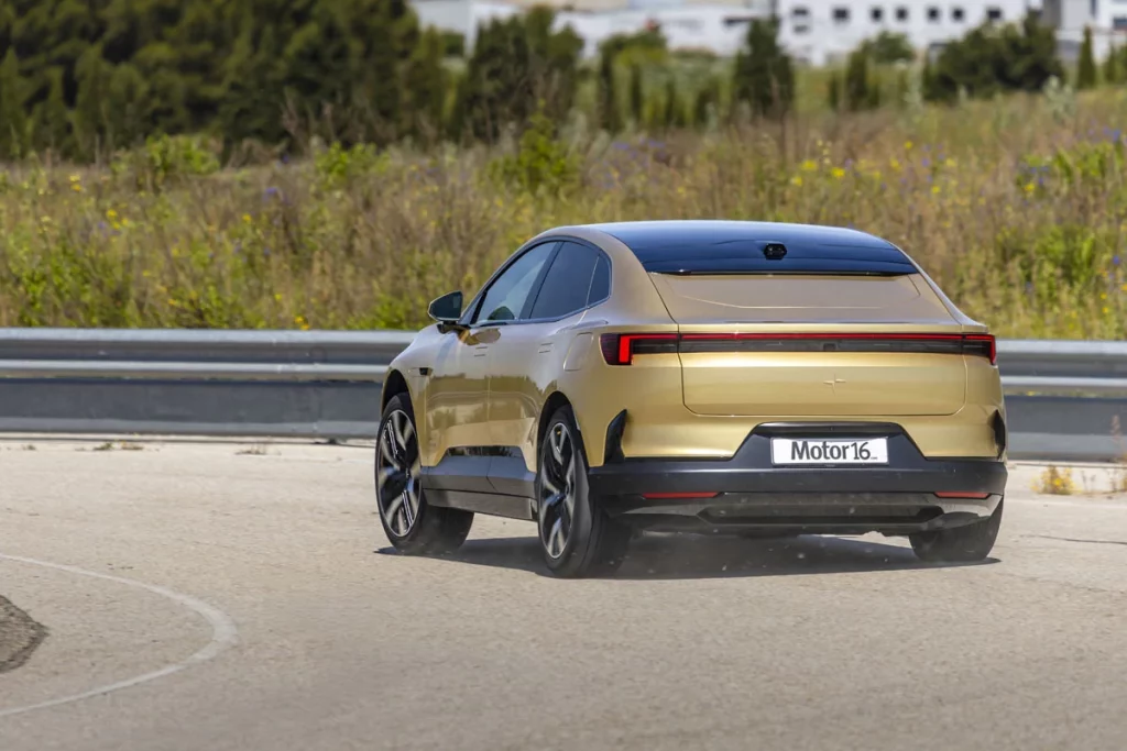 Prueba del Polestar 4 Dual Motor Long Range. En la diferencia está la virtud 22 Motor16 PRUEBA POLESTAR 4 DUAL MOTOR LONG RANGE 13 Motor16