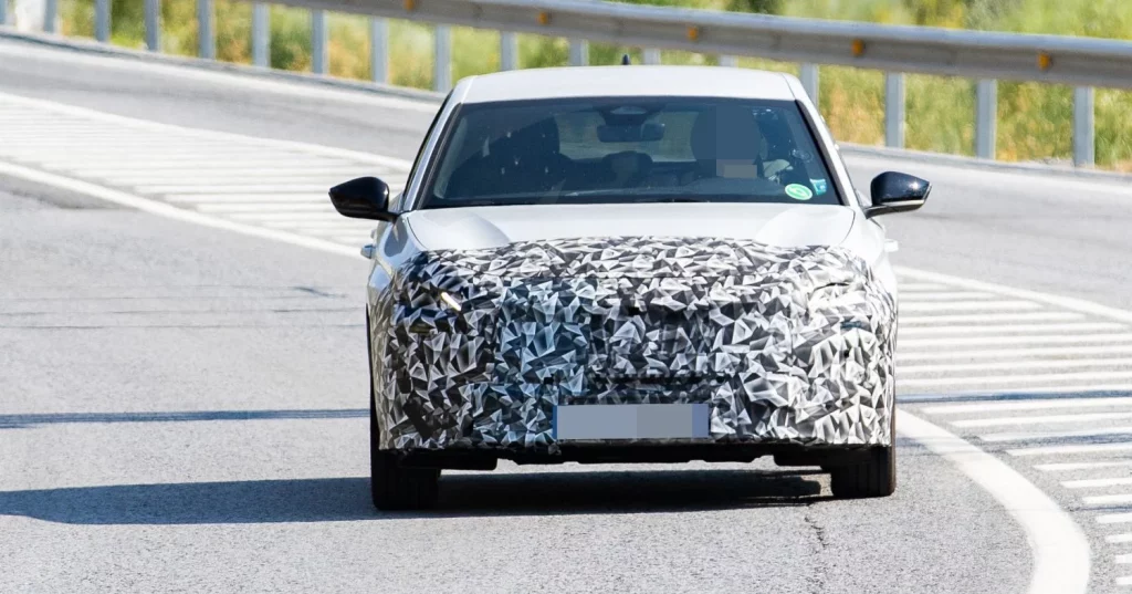El renovado Peugeot 308 2026 está al caer y tendrá sorpresa 3 Motor16 Peugeot 308 2026 1 Motor16