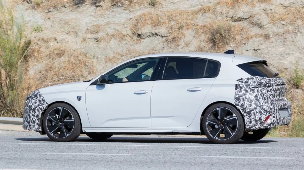 El renovado Peugeot 308 2026 está al caer y tendrá sorpresa 1 Motor16 Peugeot 308 2026 (12)
