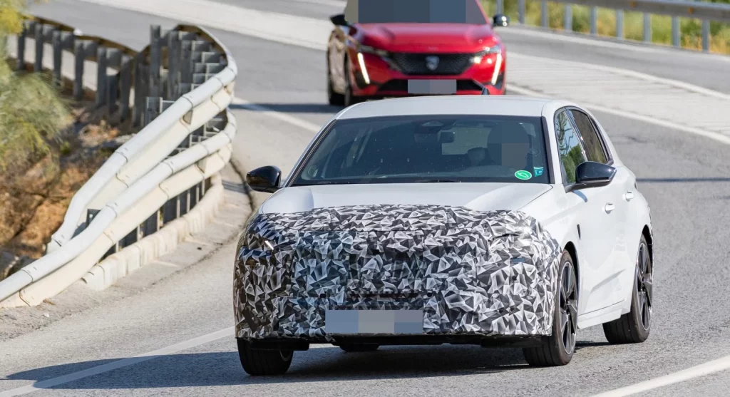 El renovado Peugeot 308 2026 está al caer y tendrá sorpresa 6 Motor16 Peugeot 308 2026 4 Motor16