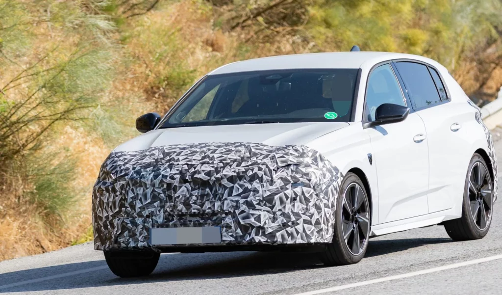 El renovado Peugeot 308 2026 está al caer y tendrá sorpresa 9 Motor16 Peugeot 308 2026 7 Motor16