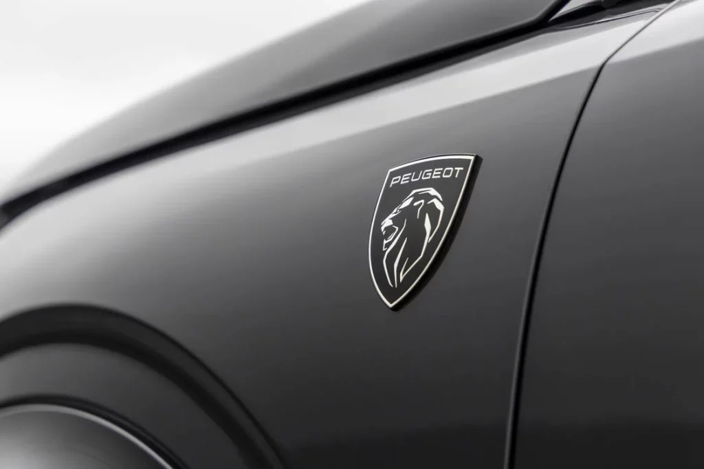 Prueba del Peugeot E-5008 GT 210 CV: Único en su especie 27 Motor16 Peugeot E 5008 GT 210 CV 21 Motor16