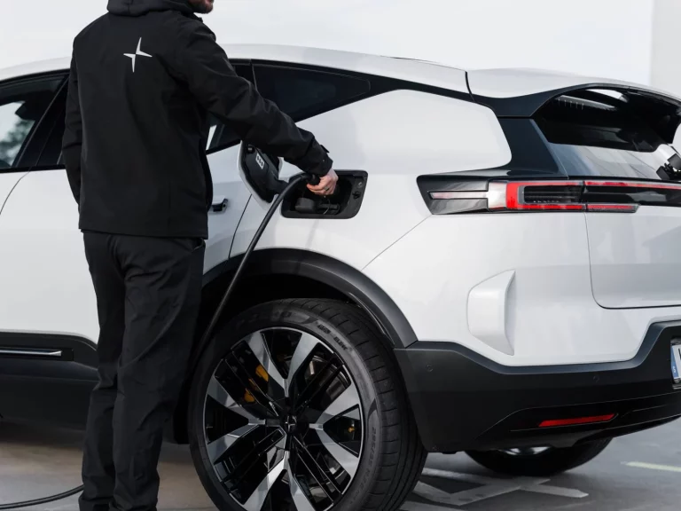 Polestar Charge suma ya un millón de puntos de carga en Europa