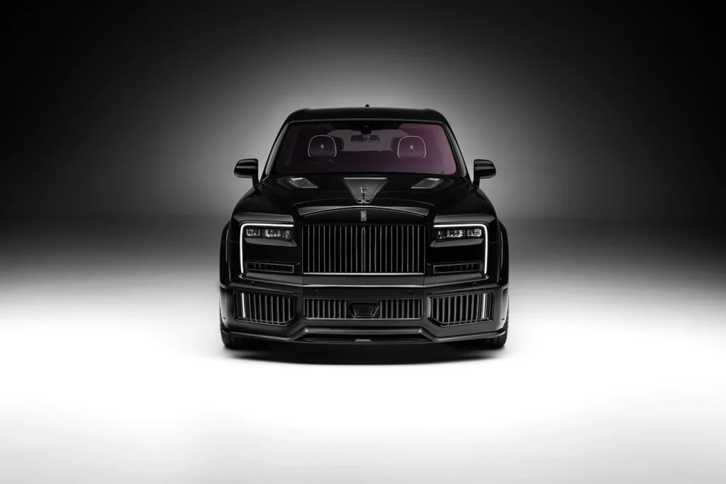 Urban reinterpreta el lujo en el Rolls-Royce Cullinan: ¿impresionante?, sí. ¿Elegante?... 4 Motor16 ROLLS ROYCE CULLINAN URBAN 2 Motor16