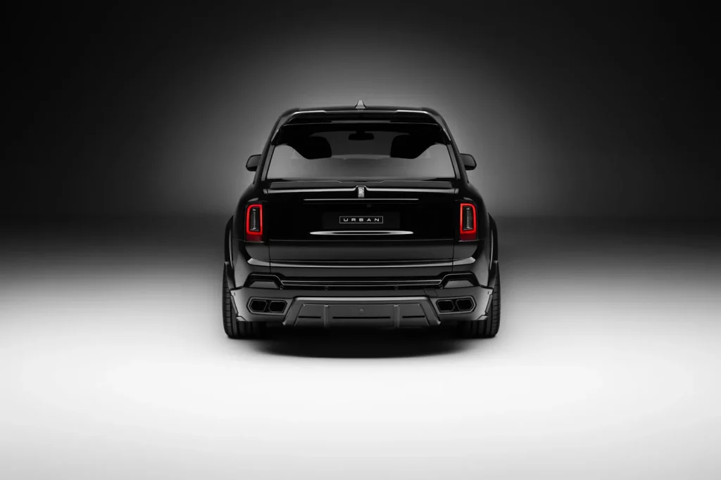 Urban reinterpreta el lujo en el Rolls-Royce Cullinan: ¿impresionante?, sí. ¿Elegante?... 7 Motor16 ROLLS ROYCE CULLINAN URBAN 5 Motor16