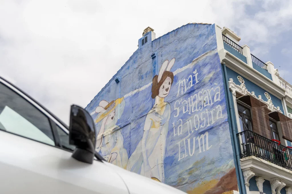 RUTA LEXUS VALENCIA Mural Barbiturikills El Cabanyal 2 Motor16