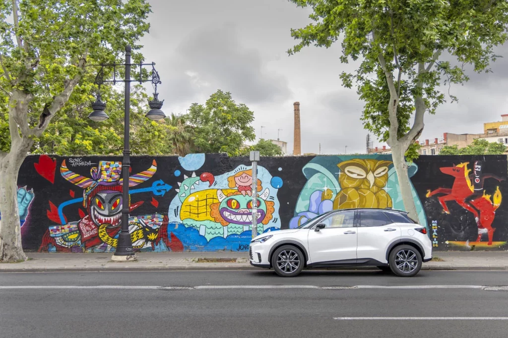RUTA LEXUS VALENCIA Murales Calle Guillem de Castro 4 Motor16
