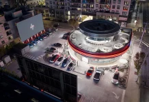 Tesla Diner: así es el restaurante que acaba de inaugurar Elon Musk
