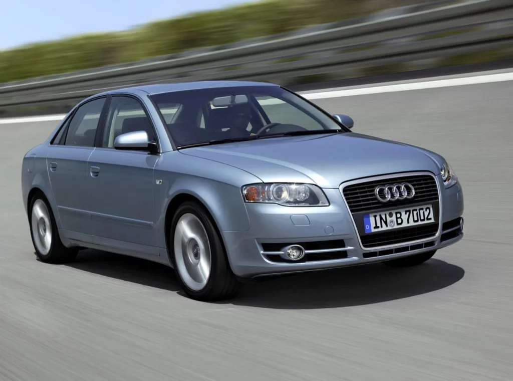 audi a4 2.0t sedan Motor16