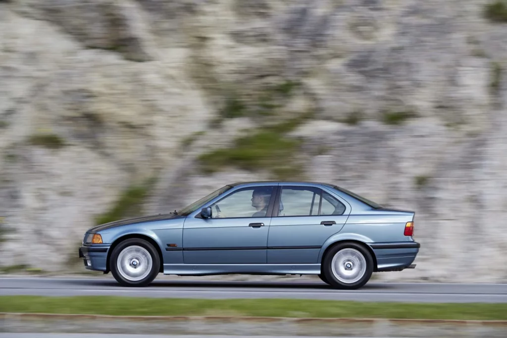 bmw serie 3 37 Motor16