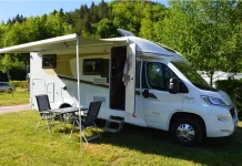 Camperiza tu coche por menos de lo que imaginas: Decathlon tiene la tienda para techo con la que podrás viajar donde quieras